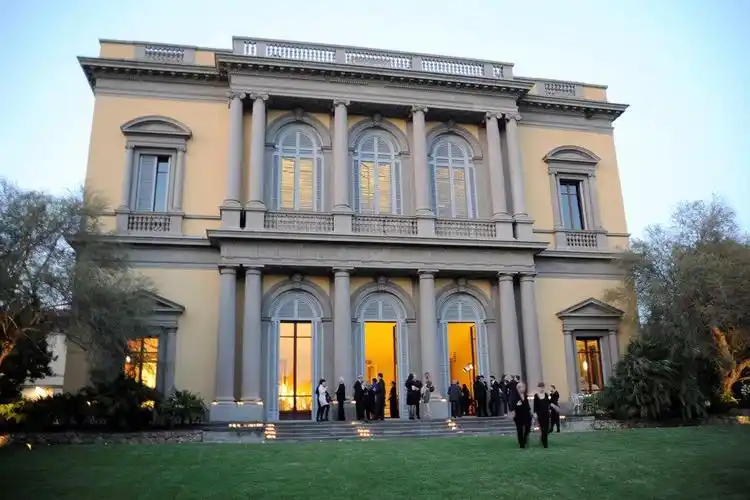 从佛罗伦萨到米兰：意大利服装设计留学热门院校