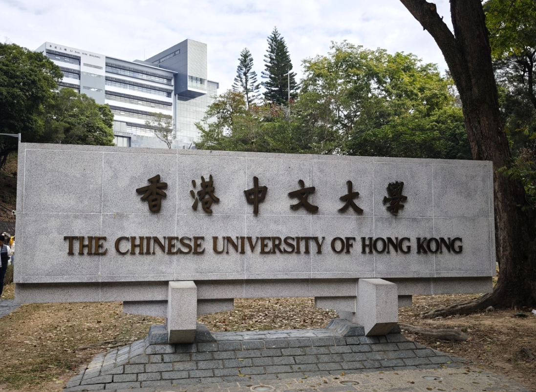 考研后闪电留学：英国、中国香港、新加坡硕士申请还来得及！无需gap！