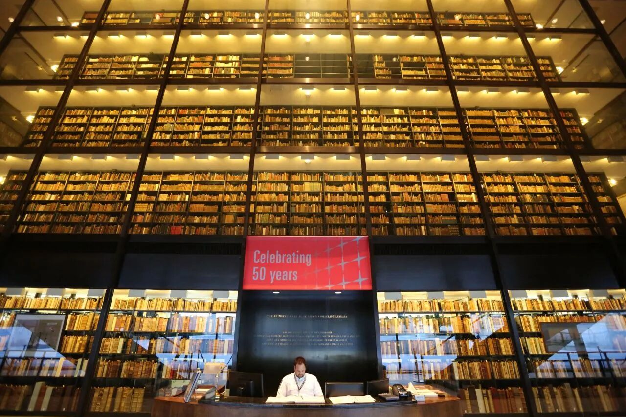 耶鲁大学2026助学金新政：家庭年收入低于20万美元学费全免