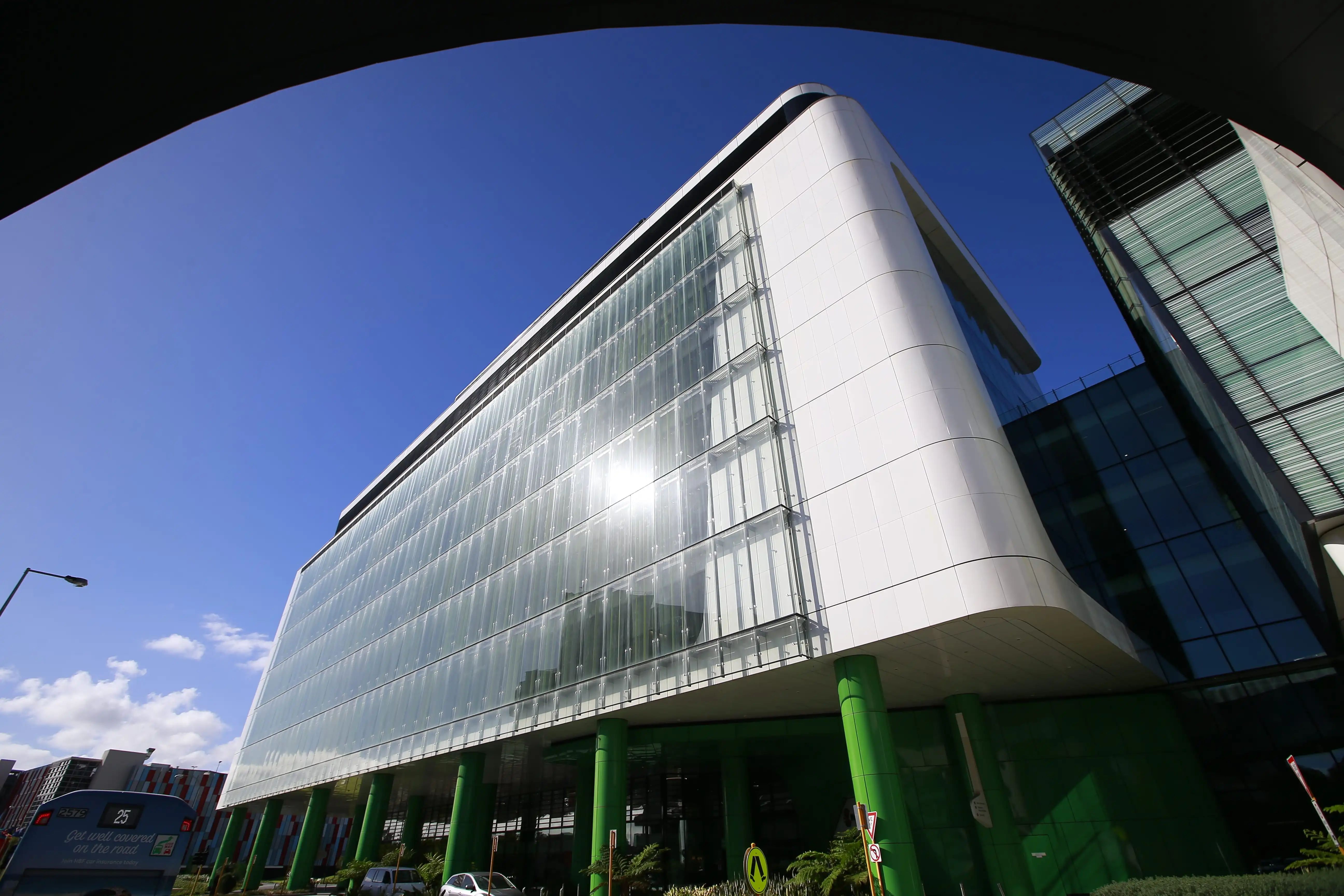 不卷背景，八所全球百强大学，给你世界名校入场券