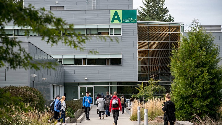在菲莎河谷留学一年：体验一下什么叫“一线城市的退路”价格