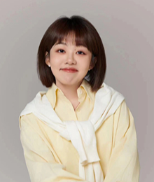 张馨月