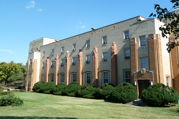 西蒙菲莎大学：世界排名120位背后的加拿大留学优势