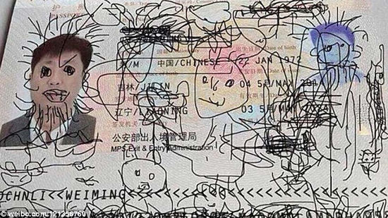 中国男子护照遭4岁儿子涂鸦被困韩国