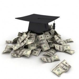美国大学学费直线上升 华人家庭如何应对？