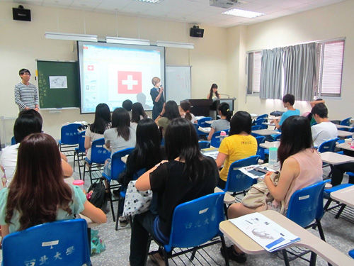 瑞郎“任性” 中国留学生学费一夜涨三万（图2）