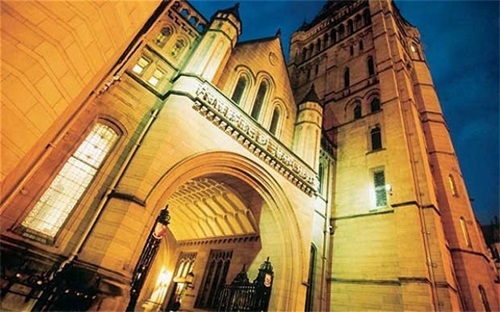 曼彻斯特大学.jpg