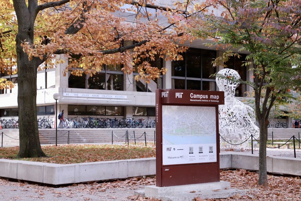 MIT 蝉联榜首，U.S.News 却警告排名大洗牌：留学选校的 “回报时代” 已经来了