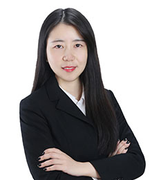 李盈