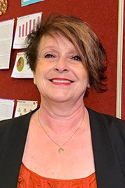 Elizobeth Amvrazis