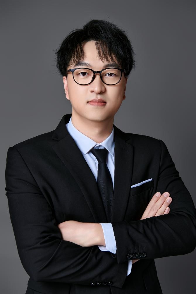 李昊洋