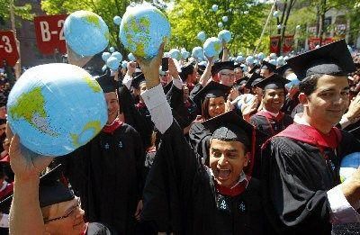 美常青藤名校录取率再创新低 中国学生喜欢扎堆爱包装