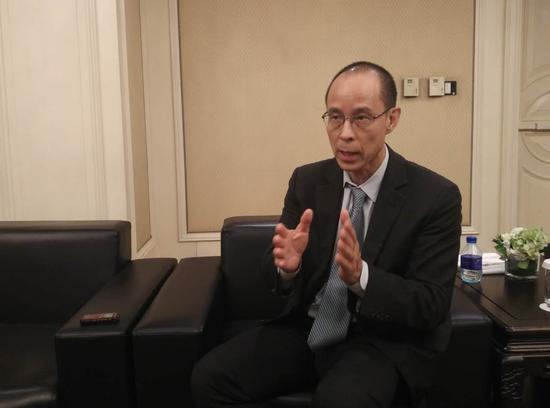 哈佛教授：在美国为什么印度裔比华裔更成功