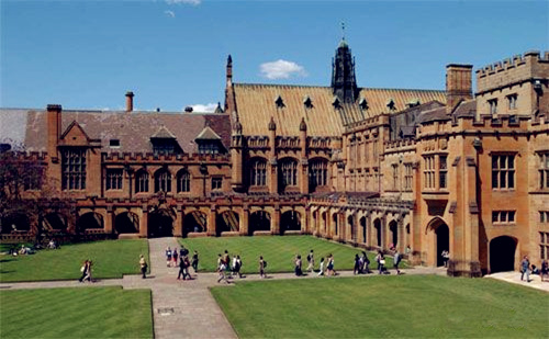 维多利亚大学