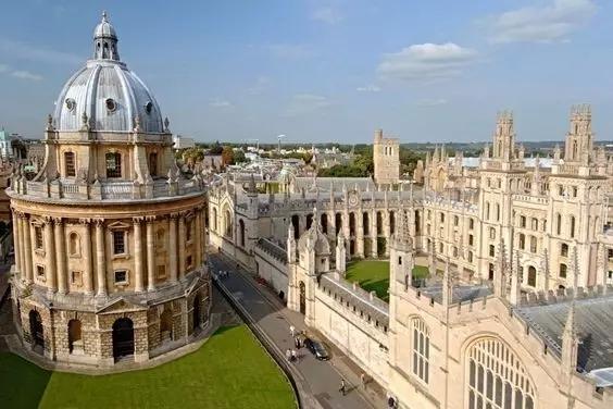 经济学专业最好的13所英国大学排名