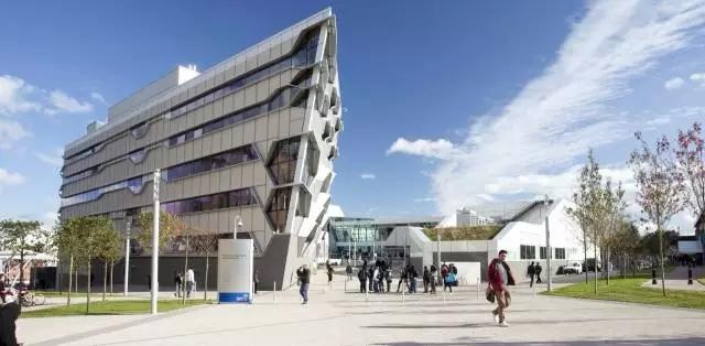 经济学专业最好的13所英国大学排名