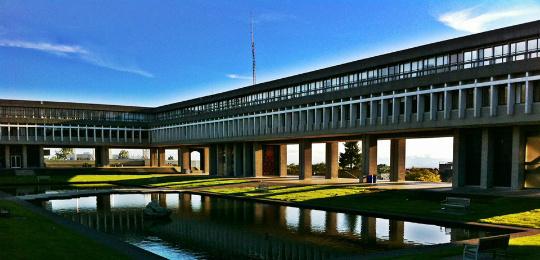 快讯：SFU大学暂停国际生申请1月份入学申请 推迟到5月份
