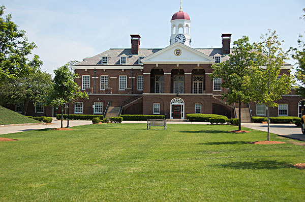  新英格兰大学