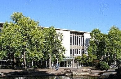 西蒙菲莎大学.jpg