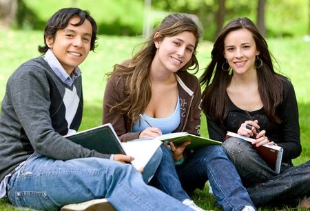 在美国读本科还可以转学?哈佛、耶鲁等高校对转学都有这些要求图2