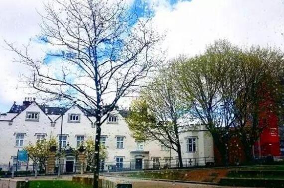 德蒙福特大学公布2018年入学申请动态