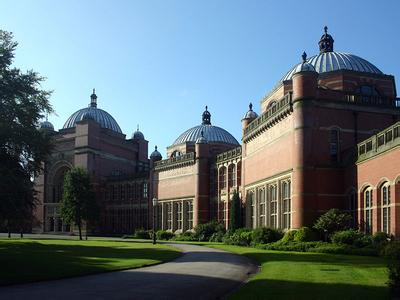 伯明翰城市大学