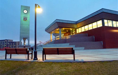 纽芬兰纪念大学.jpg