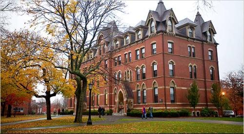 塔夫茨大学.jpg