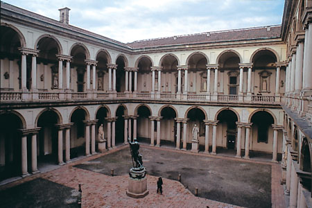 米兰国立美术学院.jpg