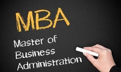 去加拿大知名大学读MBA每年学费需要多少钱？