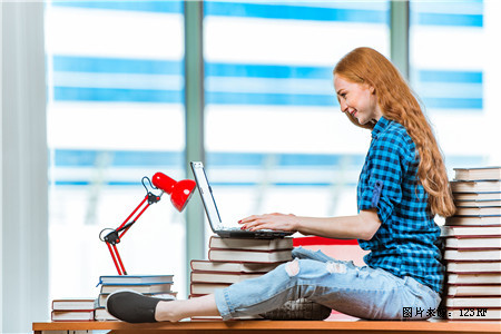 想去英国读经济学？英国TOP10名校是这些！图1