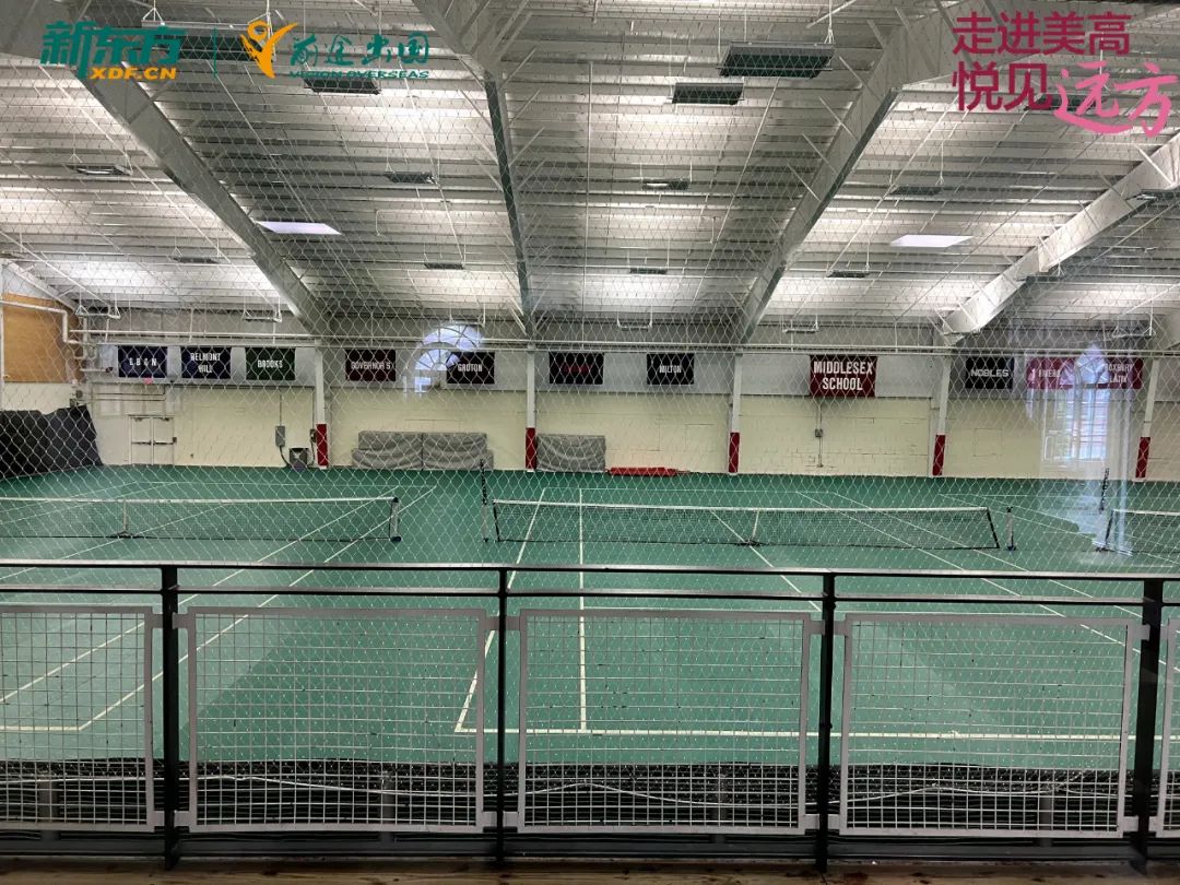 独享瓦尔登湖畔的静谧：米德尔塞克斯中学