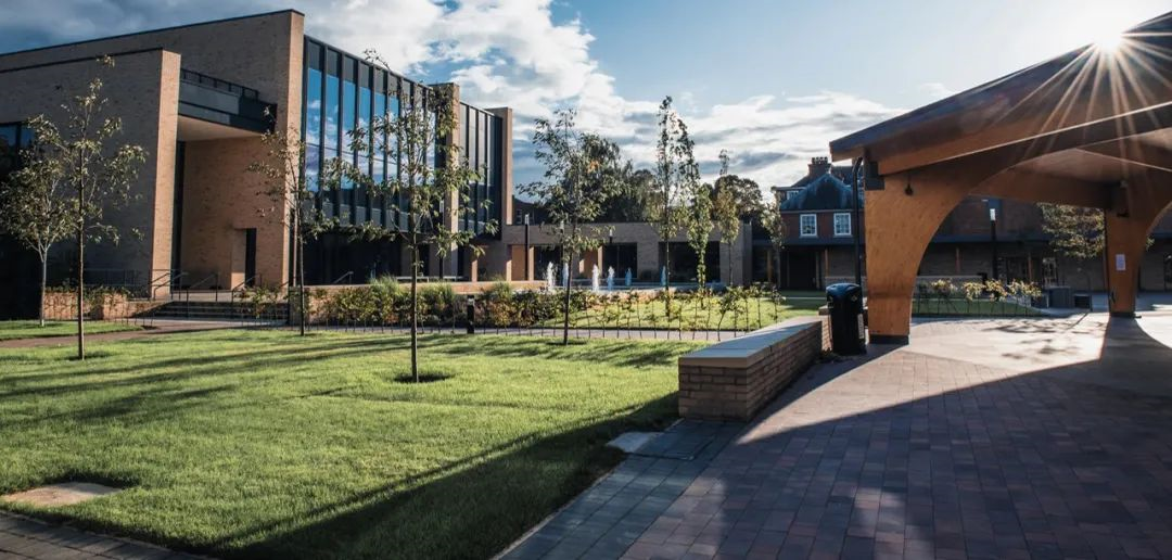QS世界大学排名发布，上升了14名，诺丁汉大学重返世界百强名校行列！
