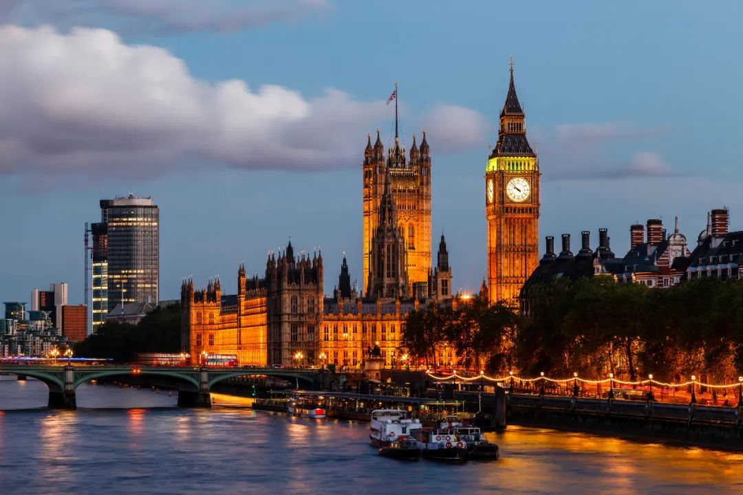 【指南】又整活？英国大学或将实行一周三天上课制