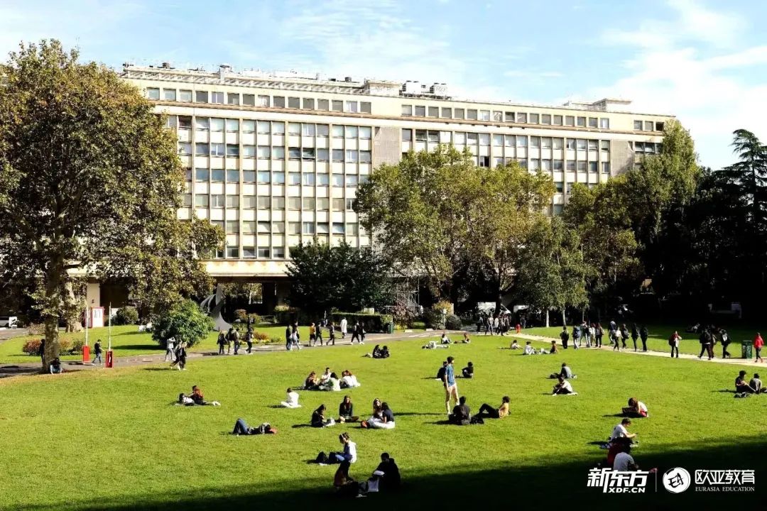 探索法国索邦大学:一场跨学科的盛宴