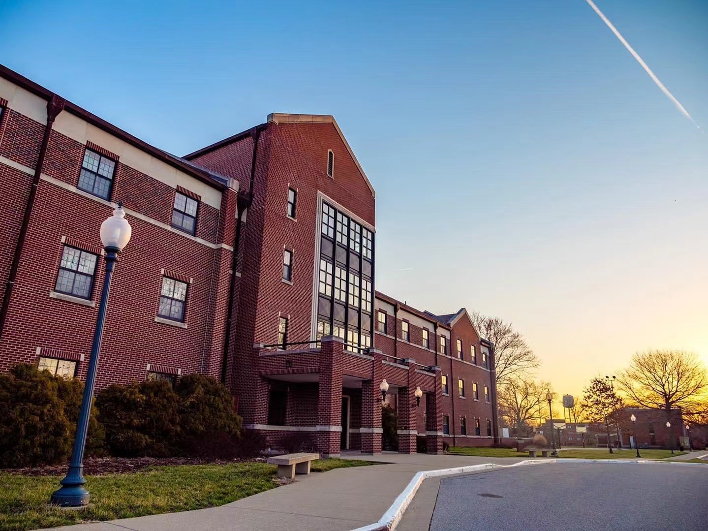 罗斯霍曼理工学院在美国哪里？印第安纳州特雷霍特，专注工程的“低调大神”