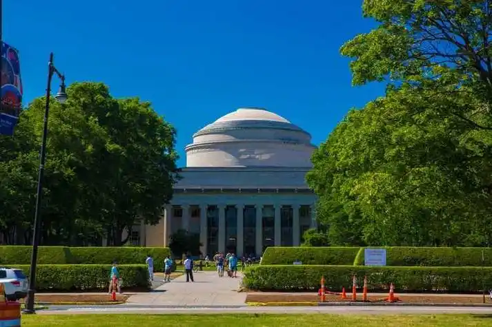 美国留学选校：金门大学硕士究竟实力如何？