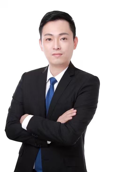 王新宇