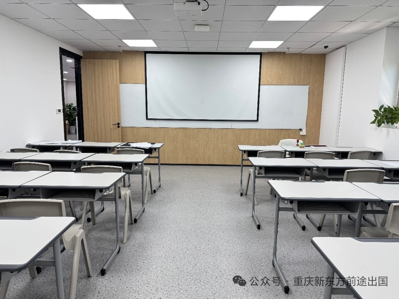 新学期新选择！新东方新南预科落地重师，在重庆读世界第 19 名校预科！