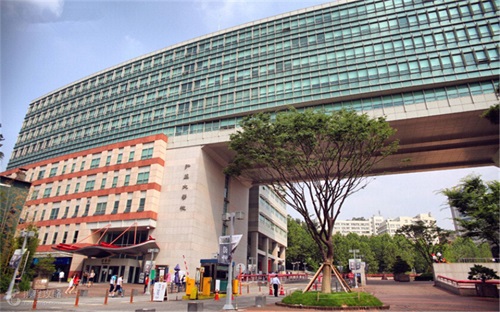弘益大学.jpg