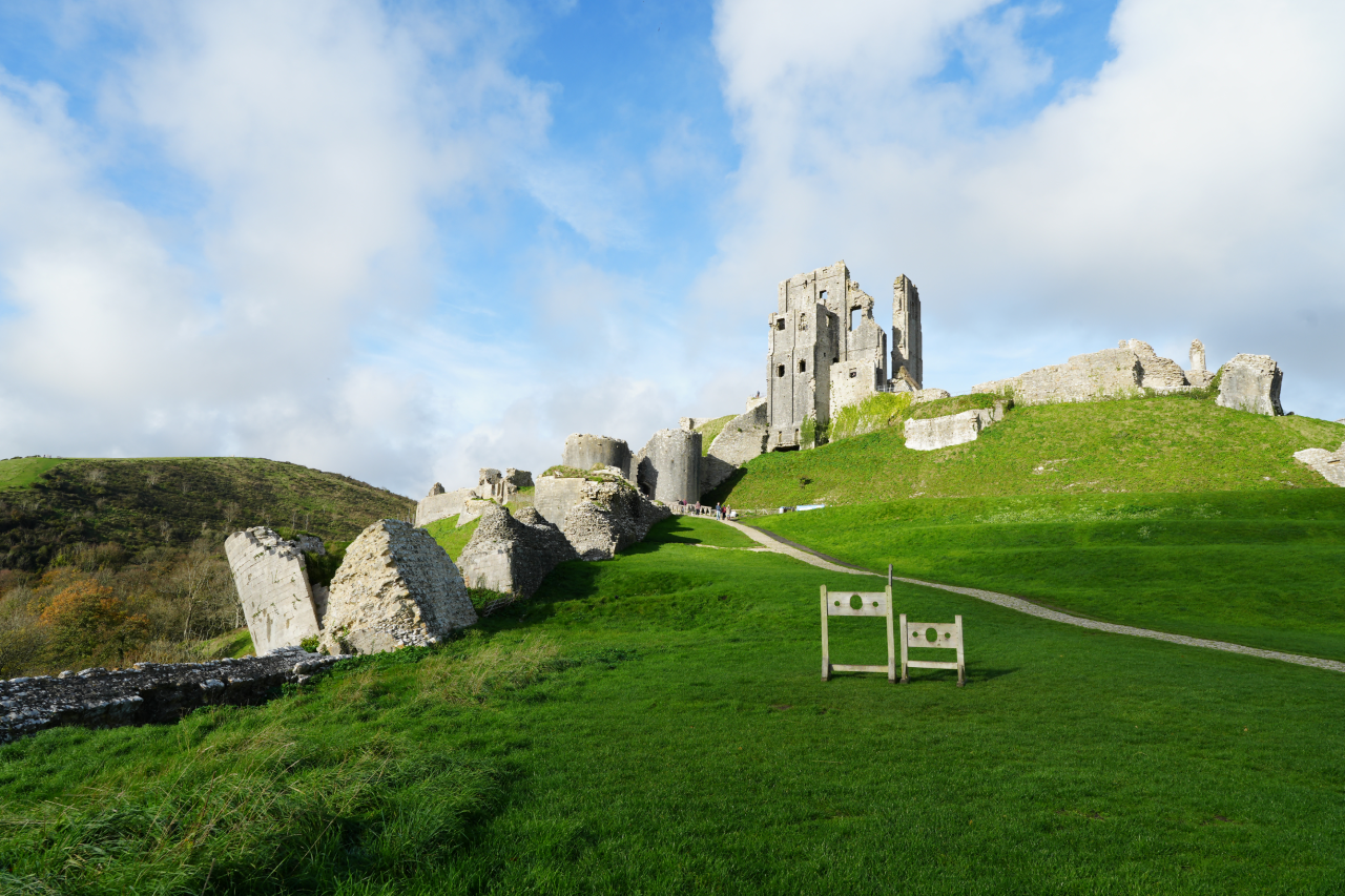 郁金香计划艺术系列体验官手记｜艺术校园与金色海岸间，寻一场英伦旧梦