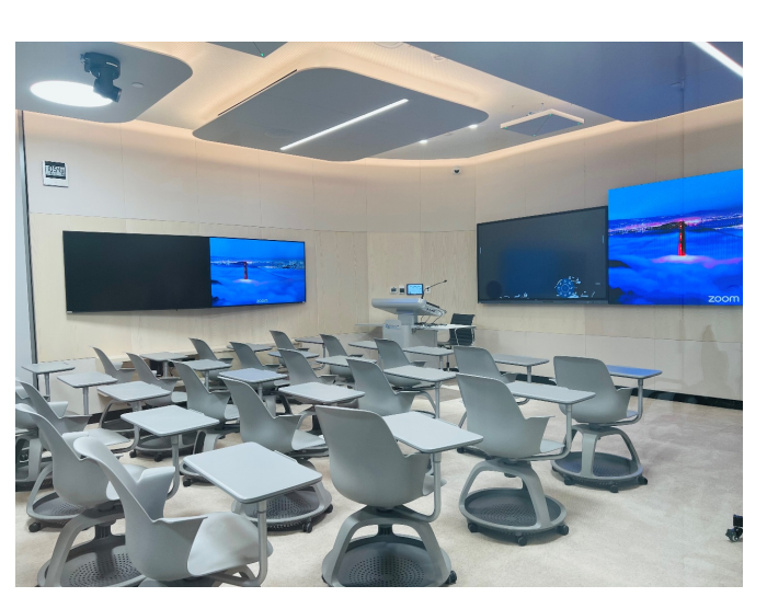 【中东留学】世界首所纯AI大学深度解析：全奖+高薪+永居的留学新选择