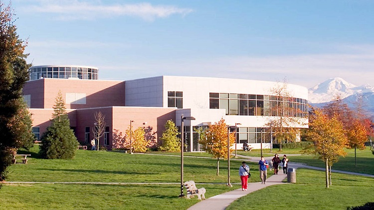 在菲莎河谷留学一年：体验一下什么叫“一线城市的退路”价格