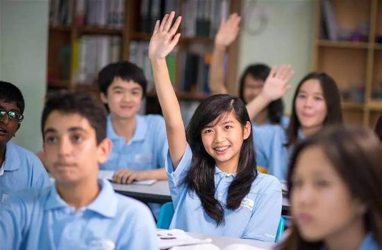 英国会议员呼吁调查内政部对待外国留学生方式