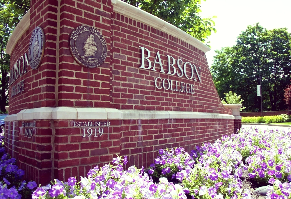 罗斯霍曼理工学院申请必交SAT？2025 Test-Optional政策