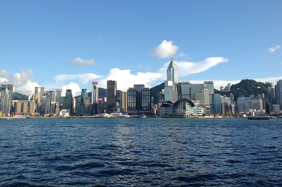 香港, 建筑外观, 建筑, 城市, 建筑结构, 天空, 水, 建造, 滨水, 摩天大楼, 办公楼外观, 市容, 城市天际线, 云 - 天空, 自然, 高 高的, 塔, 风景, 没有人, 白天, 现代, 户外, 金融区, 尖塔, 1080P, 免版税, CC0, 公共领域