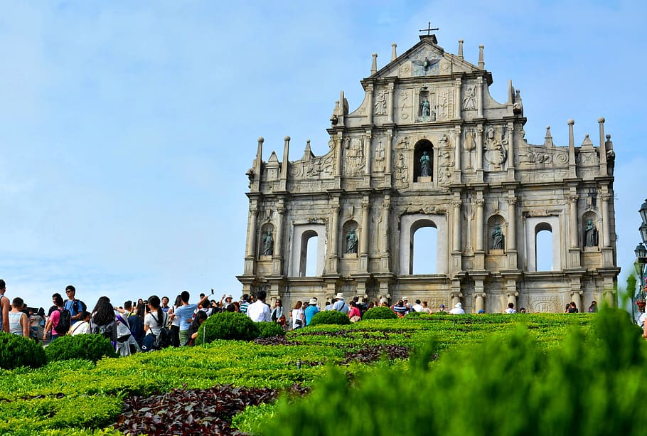 澳门, 圣彼得堡遗址保罗, 建筑, 中国, 旅游景点, 一大群人, 人群, 建筑结构, 一群人, 建筑外观, 天空, 真实的人, 男人, 妇女, 宗教, 成人, 自然, 信仰, 建造, 礼拜的场所, 草, 旅游目的地, 生活方式, 灵性, 户外, 访问, 4K, 免版税, CC0, 公共领域